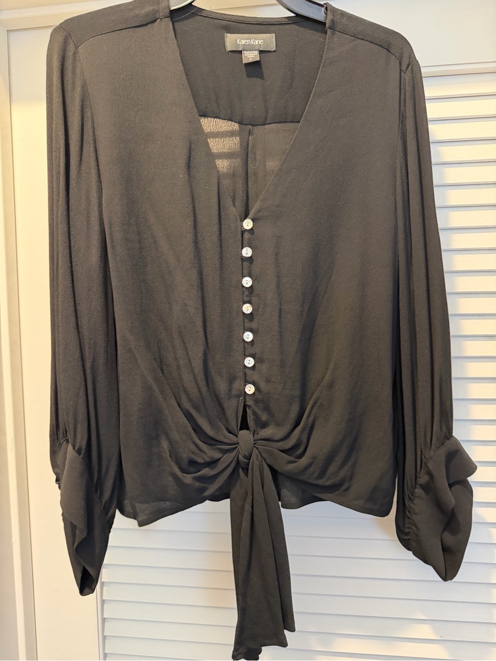 Karen Kane Black Long-Sleeve Tie-Front Button Blouse
